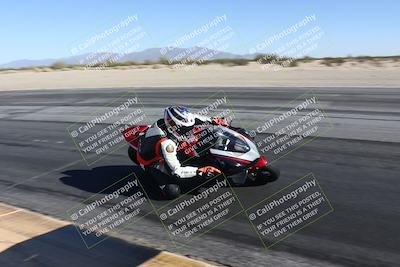 media/Dec-01-2025-Moto Forza (Mon) [[2daa91e15f]]/1-Advanced Group/Session 4 (Turn 10 Inside)/